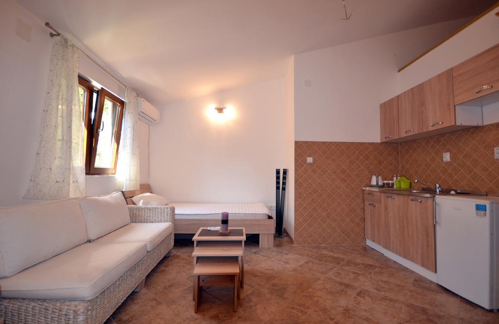 St Duke Apartment Kotor Exteriör bild