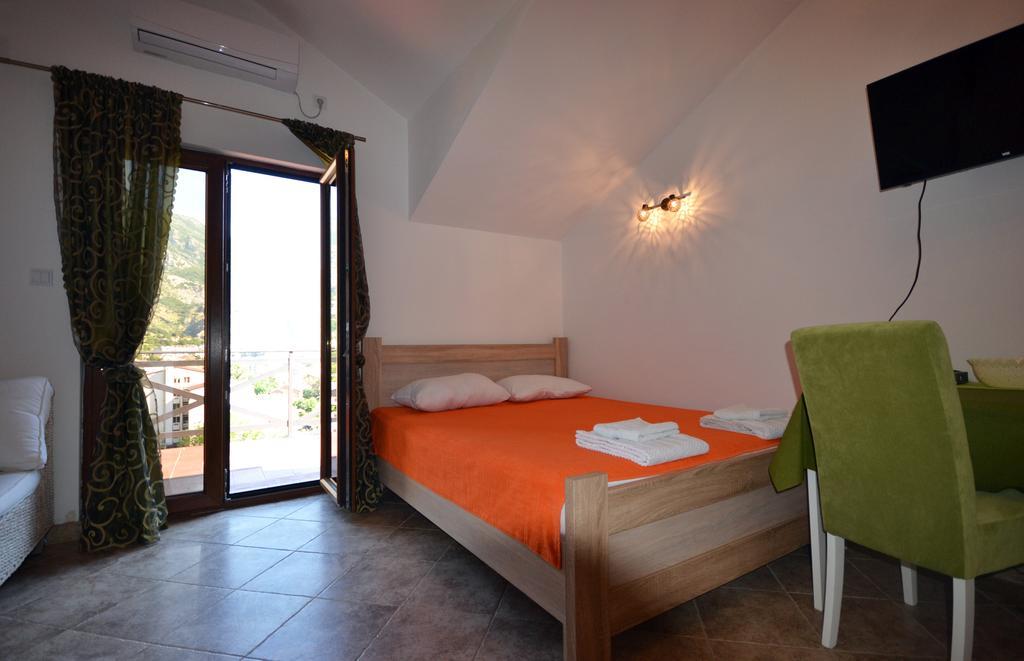 St Duke Apartment Kotor Exteriör bild