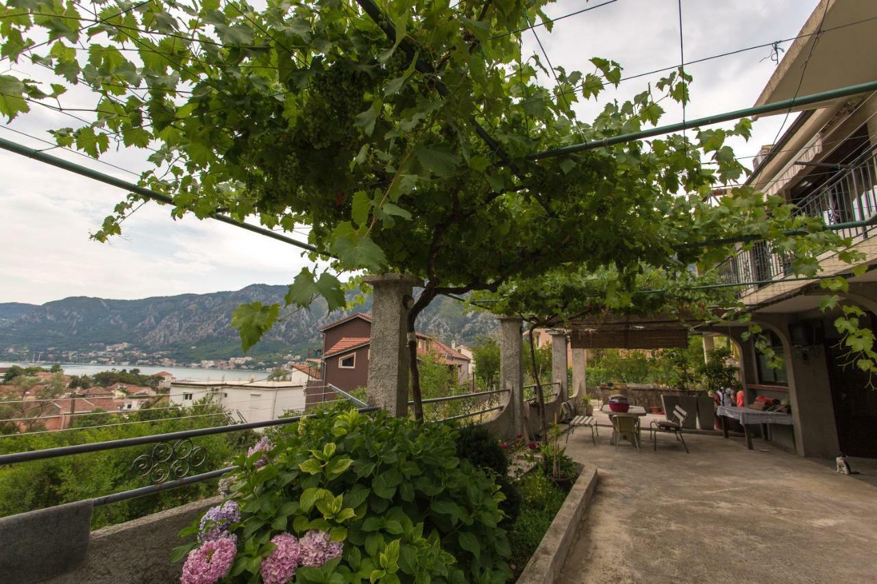 St Duke Apartment Kotor Exteriör bild