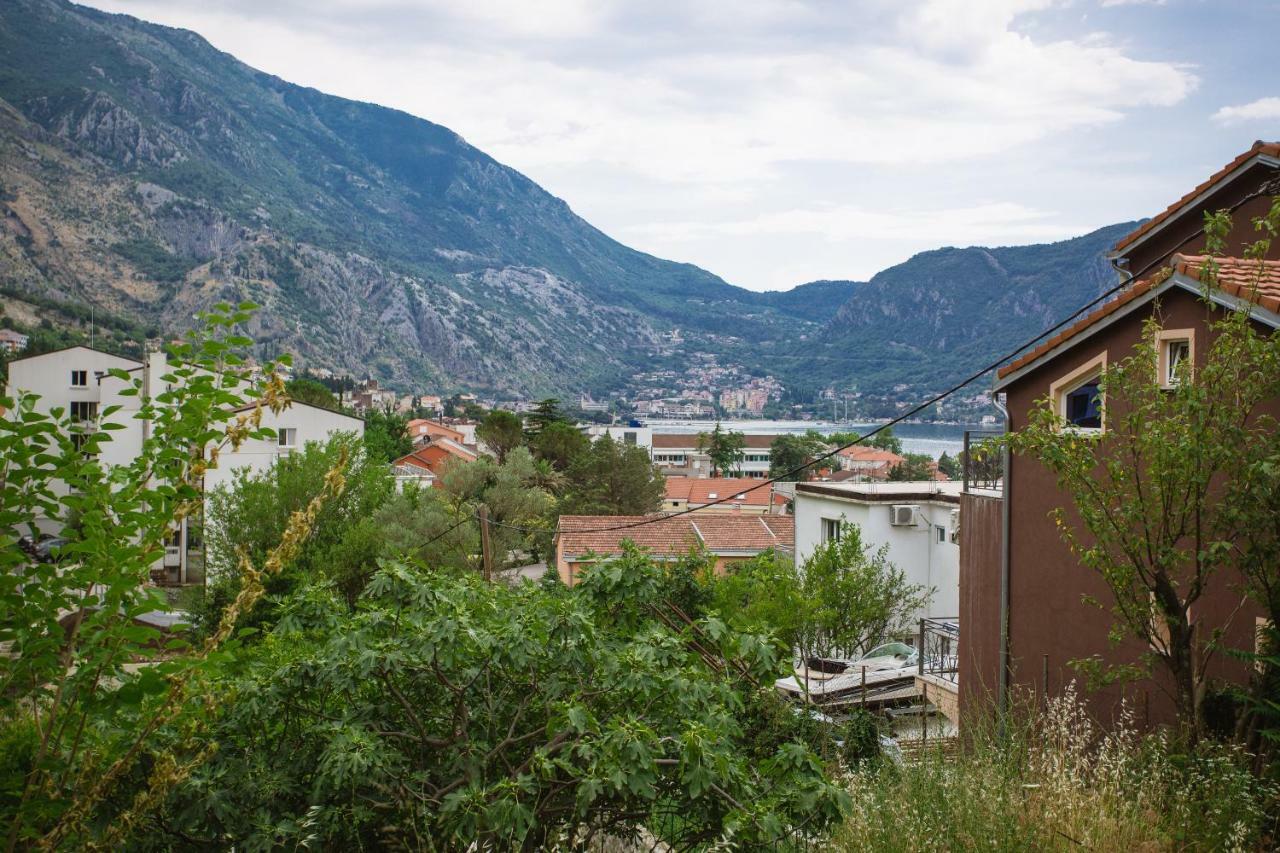 St Duke Apartment Kotor Exteriör bild